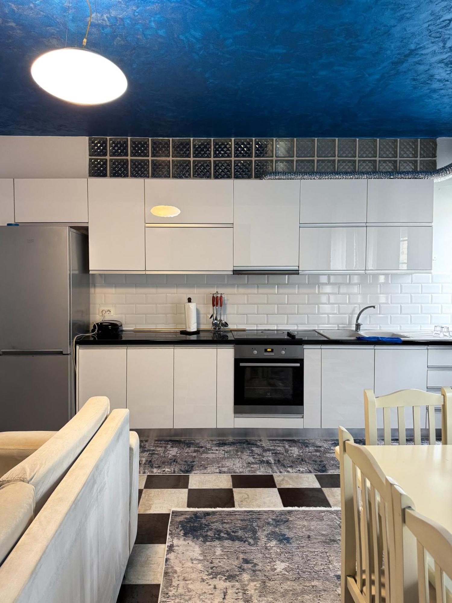 Marina Apartment - The Ocean Heart Of Shkodra Eksteriør billede